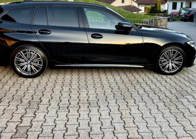 Fahrzeugaufbereitung Siegel in Bogen BMW Seitenansicht